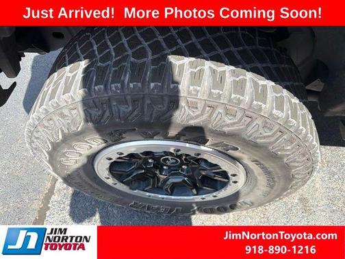 Carbonized Gray Metallic 2021 Ford Bronco Badlands