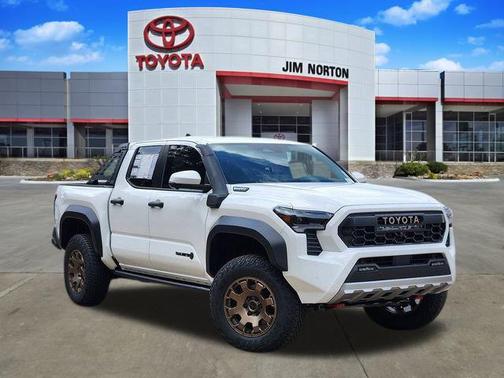 2025 Toyota Tacoma Hybrid Trailhunter