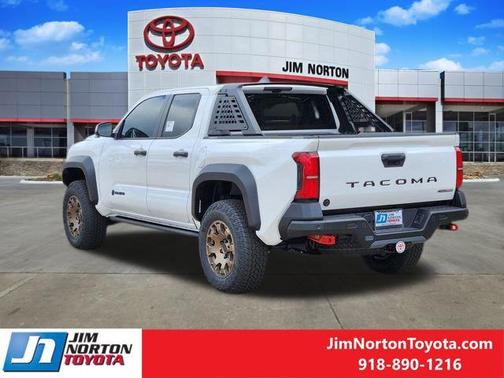 2025 Toyota Tacoma Hybrid Trailhunter