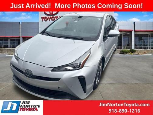 2019 Toyota Prius XLE