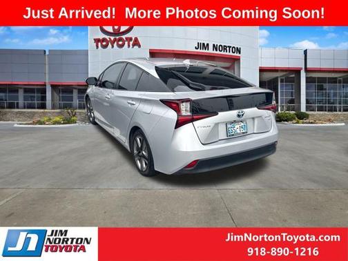 2019 Toyota Prius XLE
