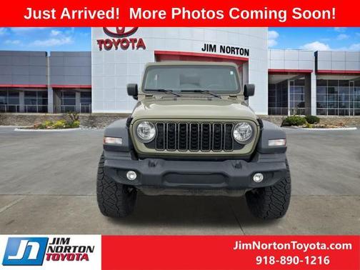 2025 Jeep Wrangler Sport