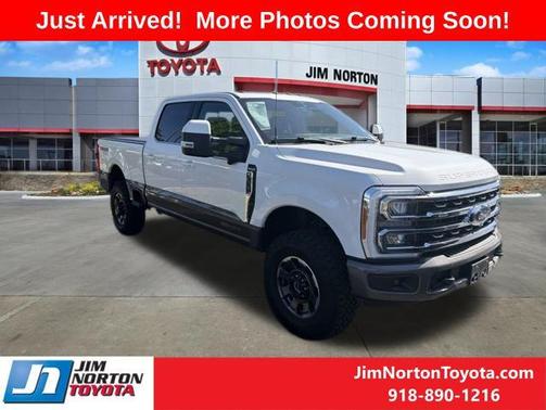 Star White Metallic Tri-Coat 2023 Ford F-350 King Ranch