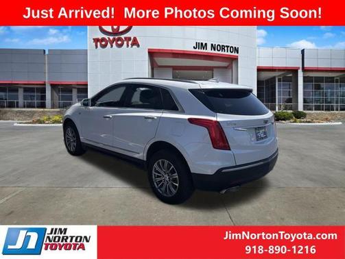 Crystal White Tricoat 2019 Cadillac XT5 Base