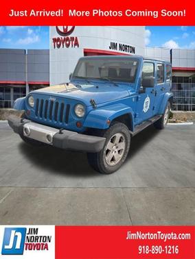 2011 Jeep Wrangler Unlimited Sahara
