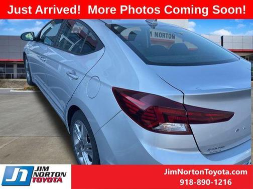 2019 Hyundai ELANTRA SEL