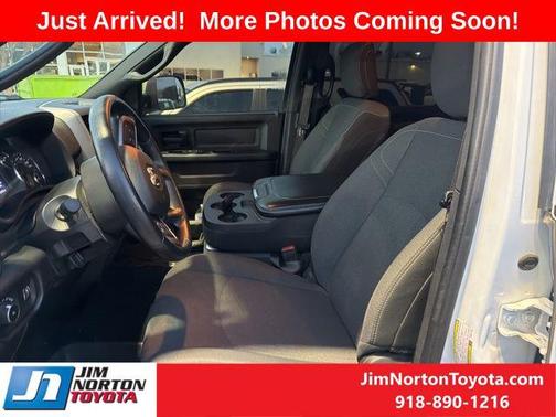 2021 RAM 2500 Tradesman Crew Cab 4x4 8' Box