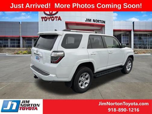 2024 Toyota 4Runner SR5