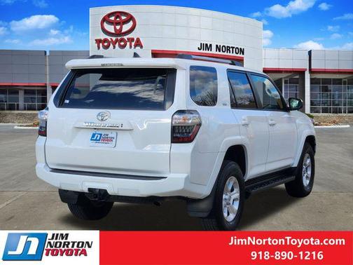 2024 Toyota 4Runner SR5