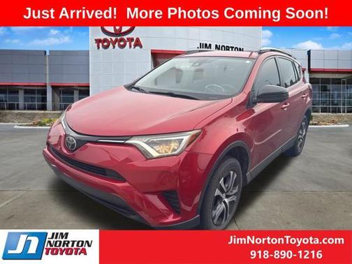2017 Toyota RAV4 LE