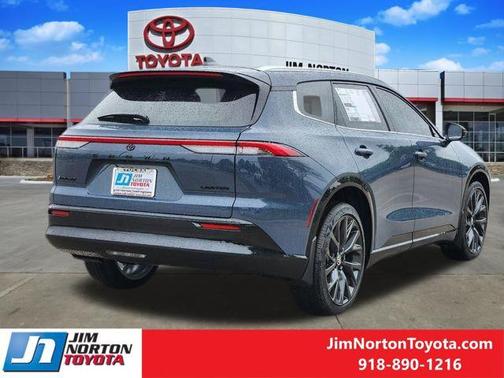 Cloud 2026 Toyota Crown Signia Limited