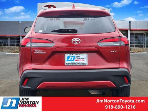 Barcelona Red Metallic 2023 Toyota Corolla Cross XLE