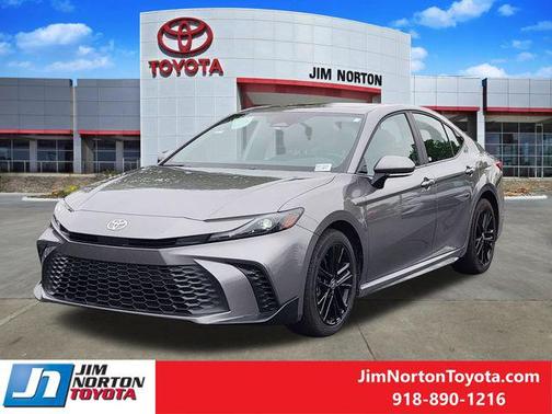Heavy Metal 2025 Toyota Camry SE