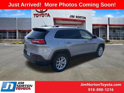 2018 Jeep Cherokee Latitude