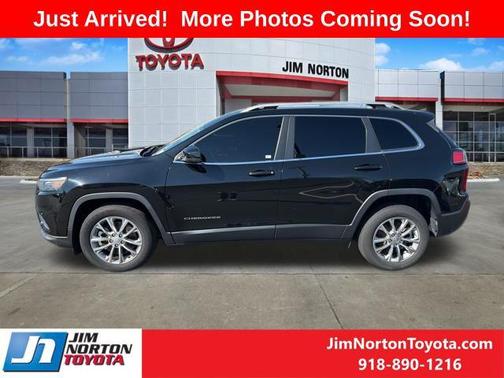 2021 Jeep Cherokee Latitude Lux