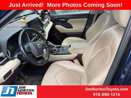 2021 Toyota Highlander XLE