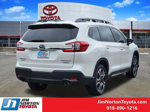 Crystal White Pearl 2024 Subaru Ascent Limited 7-Passenger