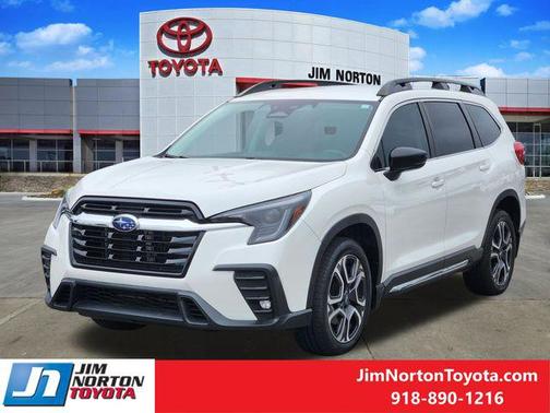 Crystal White Pearl 2024 Subaru Ascent Limited 7-Passenger