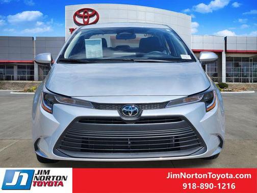 Classic Silver Metallic 2026 Toyota Corolla LE