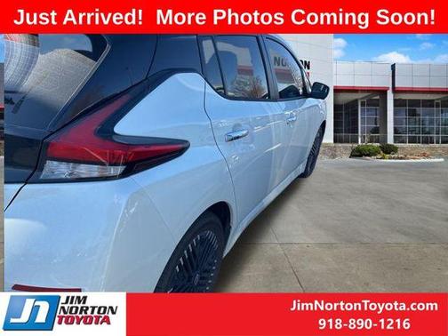 2023 Nissan Leaf SV PLUS 60 kWh