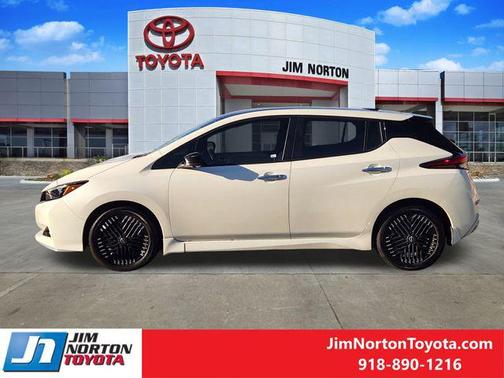 2023 Nissan Leaf SV PLUS 60 kWh