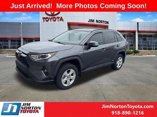 Magnetic Gray Metallic 2021 Toyota RAV4 Hybrid XLE