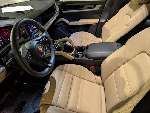 2025 Porsche Cayenne Cayenne