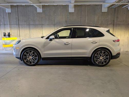 2025 Porsche Cayenne Cayenne