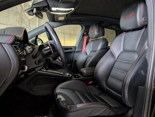 2024 Porsche Macan GTS