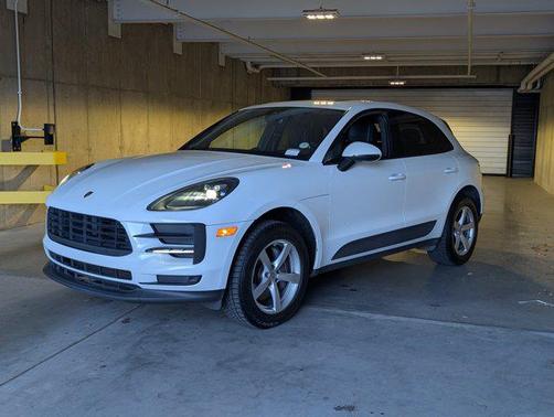 2021 Porsche Macan AWD