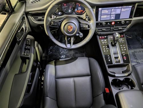Volcano Grey Metallic 2026 Porsche Macan T