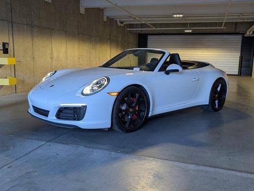 2018 Porsche 911 Carrera 4S Cabriolet