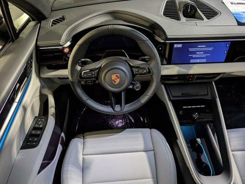 2026 Porsche Macan 4S