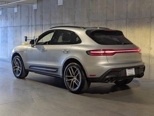 2026 Porsche Macan AWD