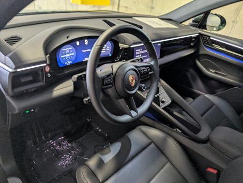 2024 Porsche Macan Electric 4