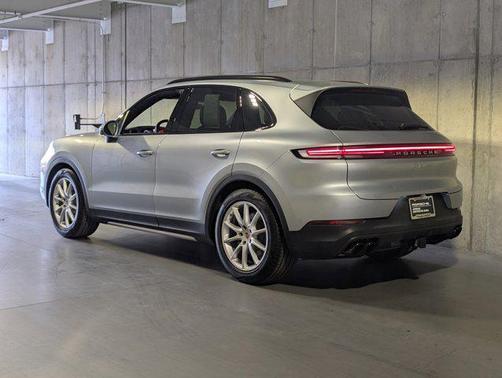 2025 Porsche Cayenne S