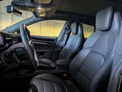 2025 Porsche Macan Electric