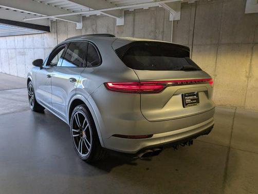 2020 Porsche Cayenne Turbo
