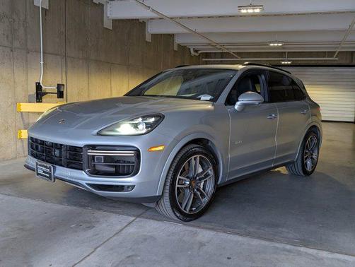 2020 Porsche Cayenne Turbo