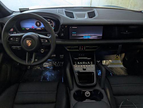 2026 Porsche Cayenne GTS