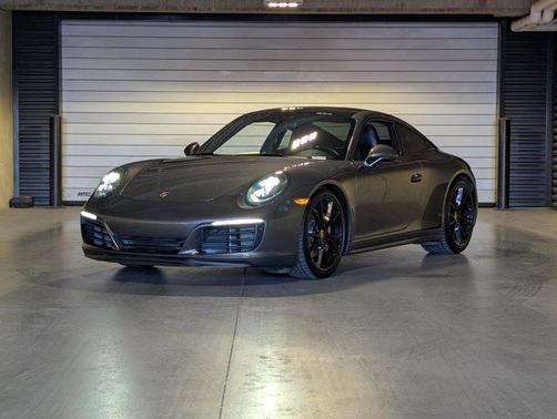 2019 Porsche 911 Carrera 4S