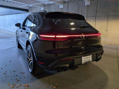 2026 Porsche Macan AWD