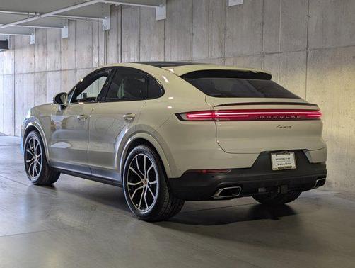 Chalk 2026 Porsche Cayenne Cayenne