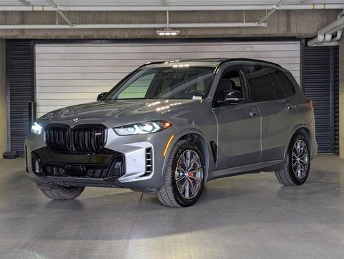 2024 BMW X5 M60i