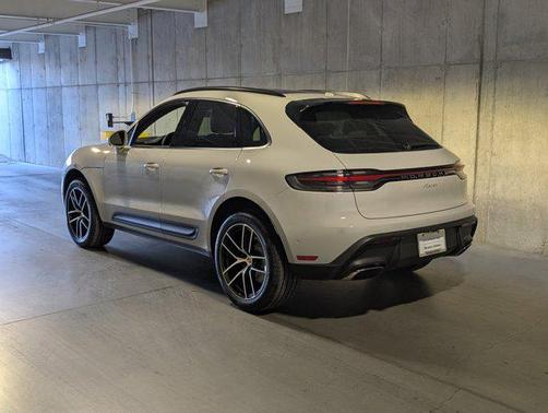 2026 Porsche Macan AWD