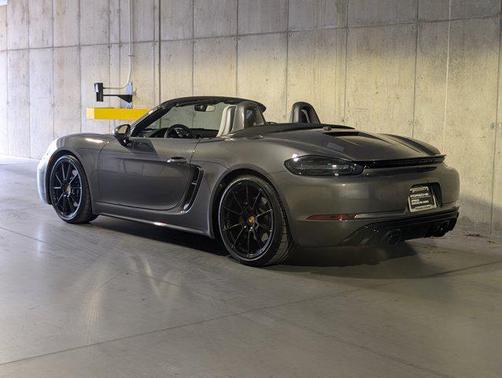 2024 Porsche 718 Boxster GTS 4.0
