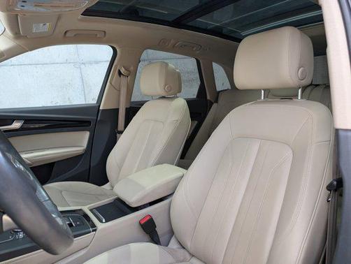 2020 Audi Q5 45 Premium Plus