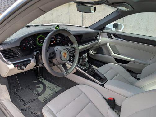 2022 Porsche 911 Carrera S