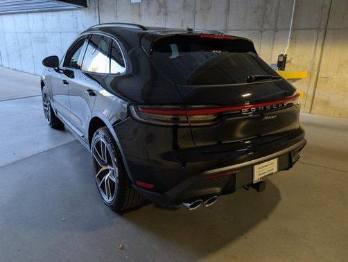 2026 Porsche Macan AWD