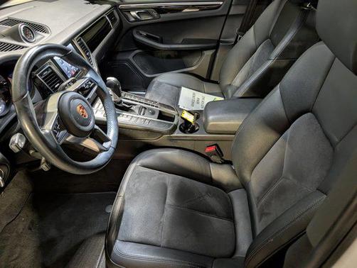 2017 Porsche Macan S